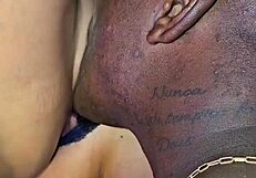 quando me da tensao so uma rola preta grossa me satisfaz de verdade...