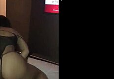 damn montandole la verga rico in that motel with her tanga on her fat latina ass