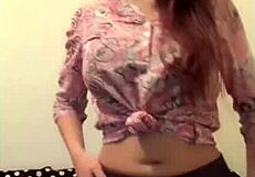 wanna see roc shake that sexy american ass while dancing?