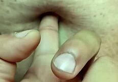 Milf's navel gets detailed fetish massage and exploration up close