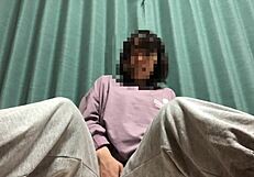 Japanese babe squishy wet pussy masturbation show up close