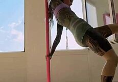 Ever Wonder How Pole Dancing Feels So Good? 2beepole Teaches Inkedgirl New Skills!