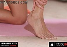 What if horny eveline dellai's feet get licked before her tight ass takes full plumbing?