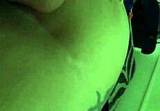 look at my big assed babe shaking that huge booty