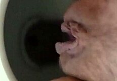 Pregnant donna's fat swollen pussy exposed