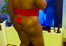 hey shaved pussy lesbians, wanna see homemade hairless action today?