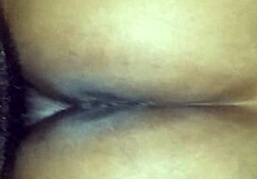 Amateur chocolate mommy shakes thick booty up close.