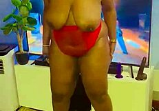 hey shaved pussy lesbians, wanna see homemade hairless action today?