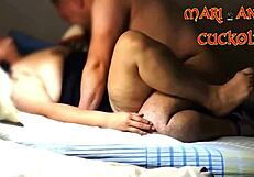 mi amante enseña a mi cornudo cómo cogerme el culo bien duro