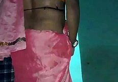 shemale dances seductively in saree shaking curves for hot mujra show