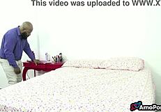 me transformei em outro homem pra foder minha enteada com pauzão