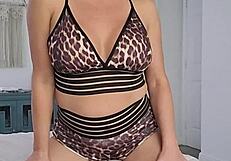 stroke hard for stepmommy goddess brianna beach... oh fuck yes