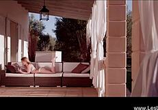 omg these beautiful lesbian lovers look so steamy in the shower 👭💦