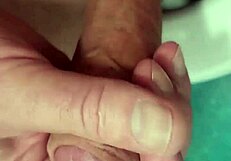 Petite Quick Jerk-Off Frenzy!