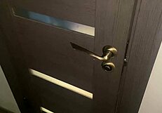 fuck! spying on stepsister's big tits showering