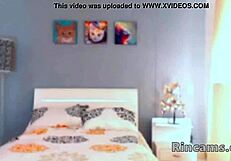 webcam brunette teen shakes her juicy homemade ass dancing teasing viewers close