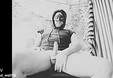 bad wolf28's muscular bodybuilder unleashes monster cock handjob naked flashing solo pov frenzy