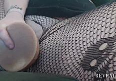 hey curvy goddess wanna see me vibe my juicy pussy lips with dildo