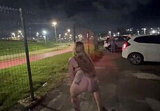 BLACK BRAZILIAN PUSSY GETS POUNDED BY FRIENDS IN CAR FETISH PUTARIA ON SALVADOR STREET!