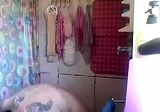 spycam catches friend's fat milf masturbating shaved pussy hardcore