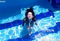 Jessica Bunny's Wet Latina Pussy Dives Underwater