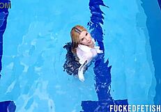 hey sexy ashlee rose shake that wetlook ass by the pool