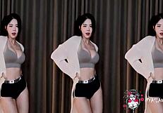 myasiansluts delivers sexy korean blowjob dance with natural tits tease