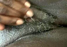 hey come play with my black pussy right now