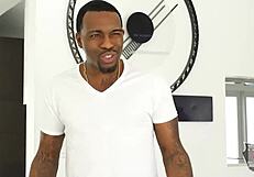 Rome Major devours Skylar Snow's phat ass tongue-first