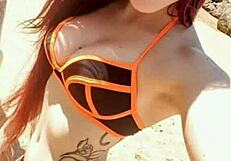 damn, diana zambrozuski's bikini lomotif makes you throb hard!