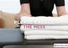 Ana Foxxx and Slimthick Vic soak black client in wet massage!