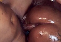 Julius Ceazher Raw Dogs Oiled Ebony Milf Candice Nicole