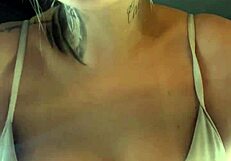 TREINANDO NA ACADEMIA DE BIQUÍNI FIO DENTAL EM COPACABANA HOTEL HOSPEDE FILMA PUNHETA NO RABO