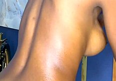 why does this cute colombian puta shake fat ass while masturbating so sexy?