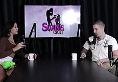 ator brocha sem pauzão em ménage masculino? gangbang reverso com alemã sheer red lingerie bdsm!