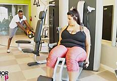 Sofia Lures Rome for Hard Gym Fuck and Ass Cumshot