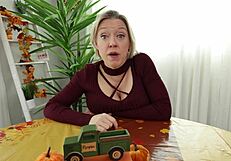 little stepsis breezy bri shows her thanks in a sweet way