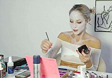 Harley Quinn makeup tutorial by Miss Daisy Diamond for Halloween