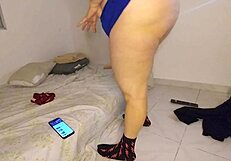 vivi i'm your naughty older cousin come take me now