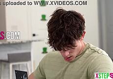 Tiny stepsis Della Cate practices kissing booth deepthroat blowjob