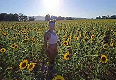 Damiana's Naughty Brazilian Challenge: Secret Fuck in Sunflower Fields Europe Ep6