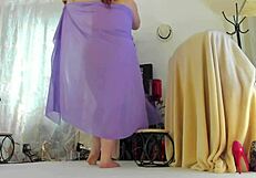 check out this curvy redhead milf dancing nude teasing her big ass legs and feet