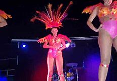 wanna see that big ass shake in tight leggings and pantyhose? 🔥