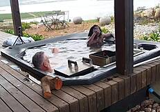 Matin montagne tôt caché léchage chatte MILF ébène jusqu'orgasme dégoulinant