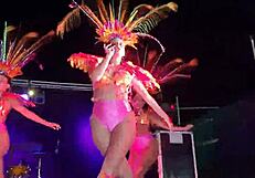 wanna see that big ass shake in tight leggings and pantyhose? 🔥