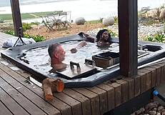 Matin montagne tôt caché léchage chatte MILF ébène jusqu'orgasme dégoulinant