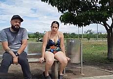 ¡DIOS MÍO! Mi Hermanastra Chupa Mi Polla En El Monte Detrás Del Centro Comercial En Cúcuta!