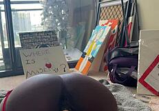 damn this ebony babe cant handle that fuck machine pounding her tight pussy