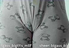 juicy bbw cameltoe spreads big pussy lips for homemade tease