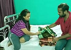 YOUNG SALES BOY POUNDS BHABHI DOGGYSTYLE WITH DIRTY AUDIO CREAMPIE!